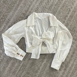 Mable White Tie-Front Long Sleeve Cropped Collared Blouse Small